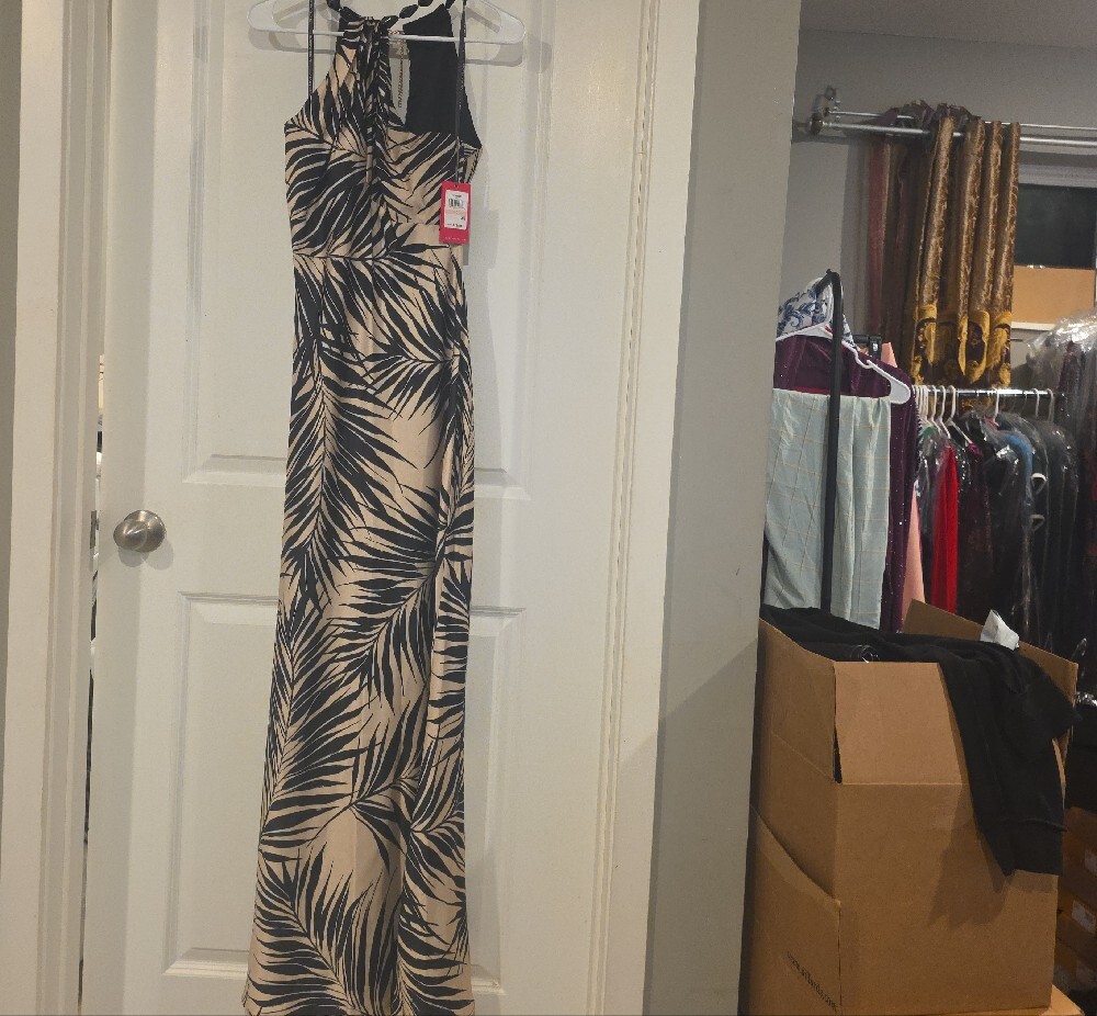 Vince Camuto Beige and Black Palm-Print Halter Maxi Dress - Picture 10 of 16
